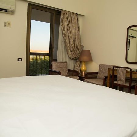 Mg Nefertiti Hotel Al-Minya Exterior foto