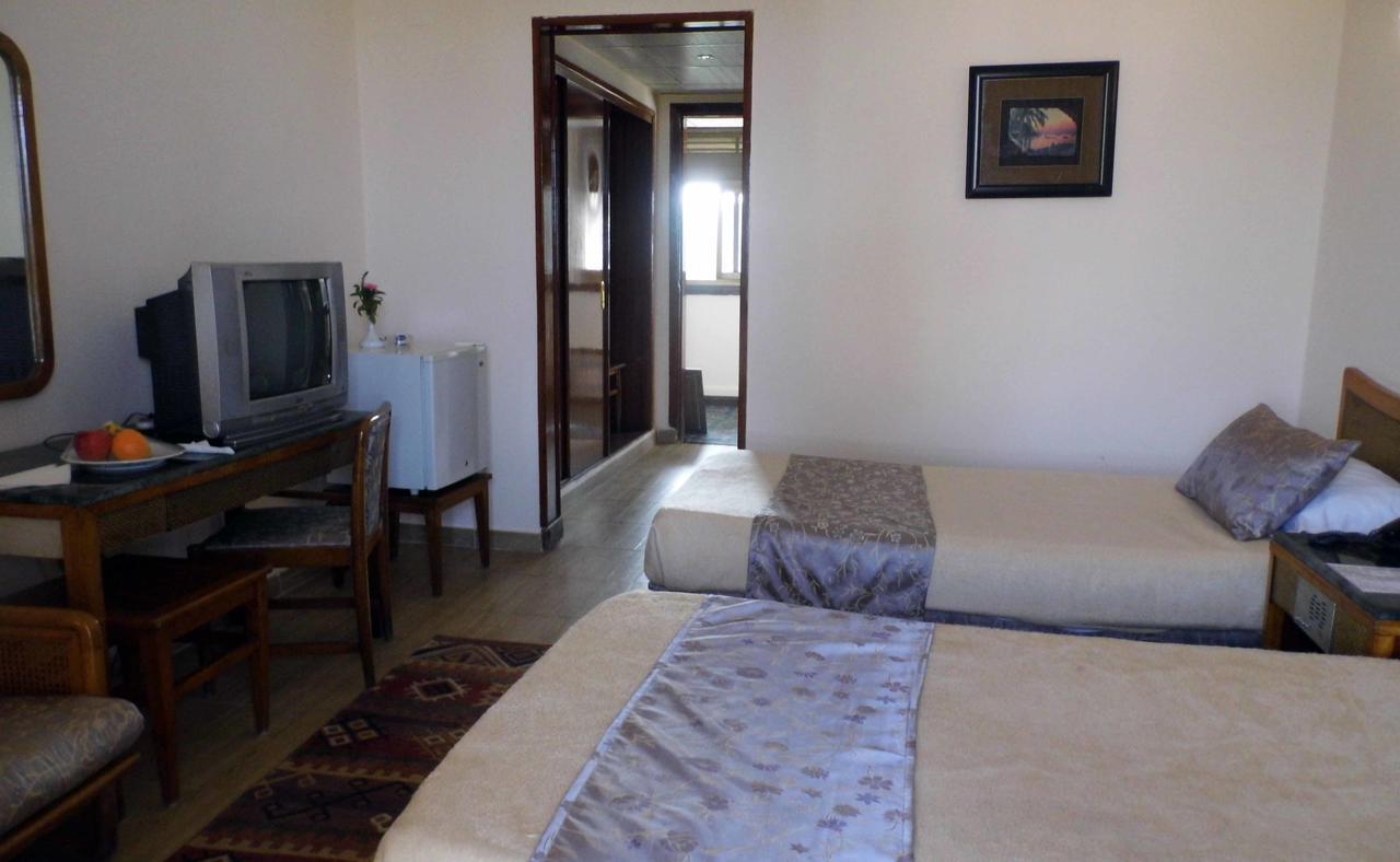 Mg Nefertiti Hotel Al-Minya Exterior foto