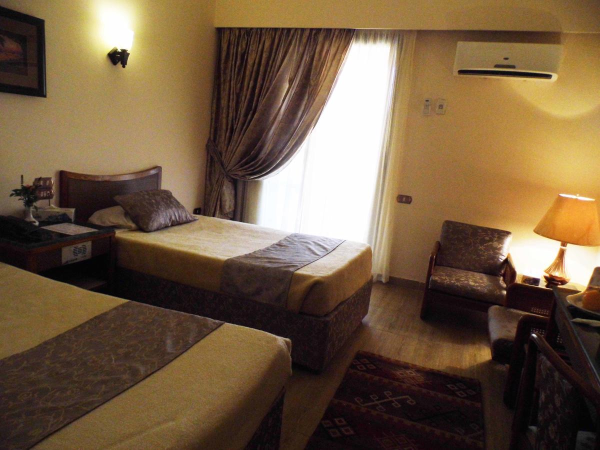 Mg Nefertiti Hotel Al-Minya Exterior foto