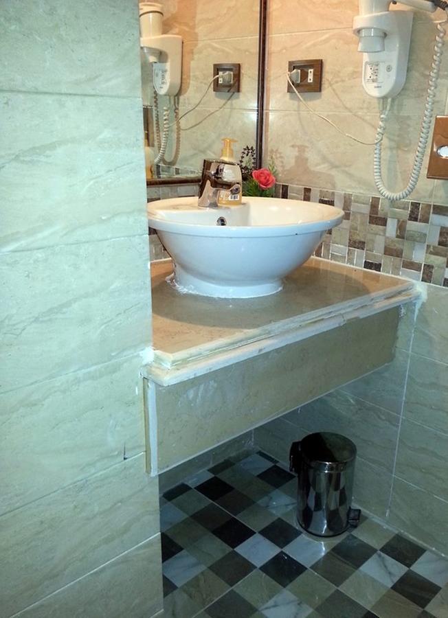 Mg Nefertiti Hotel Al-Minya Zimmer foto