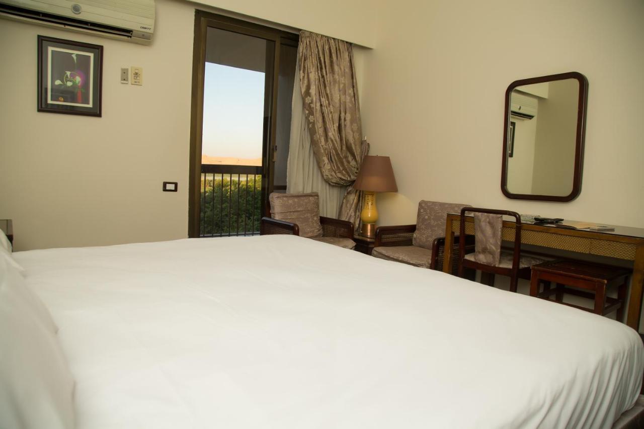 Mg Nefertiti Hotel Al-Minya Exterior foto